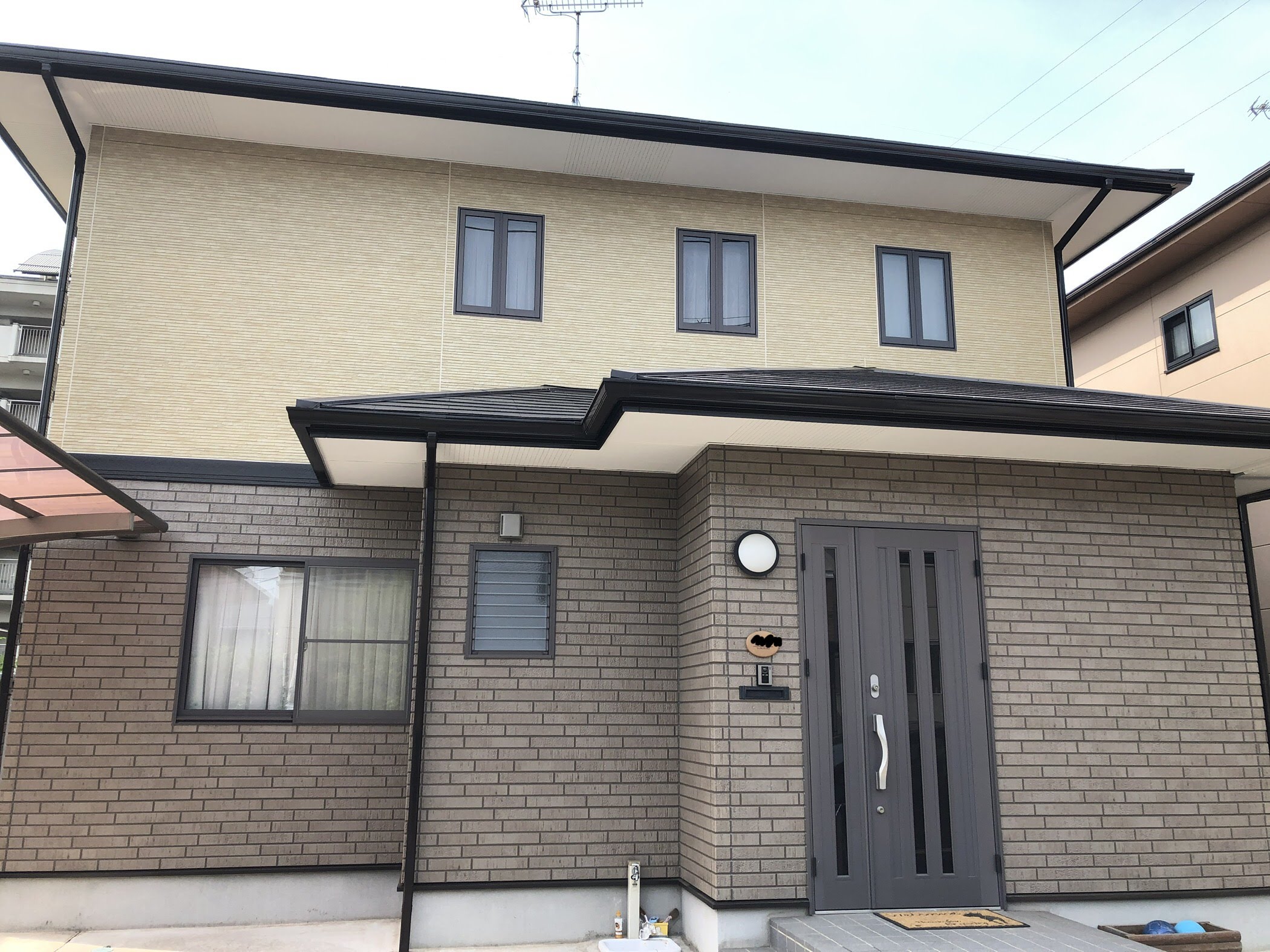 福山市駅家町にて屋根、外壁塗装工事　完了です！！