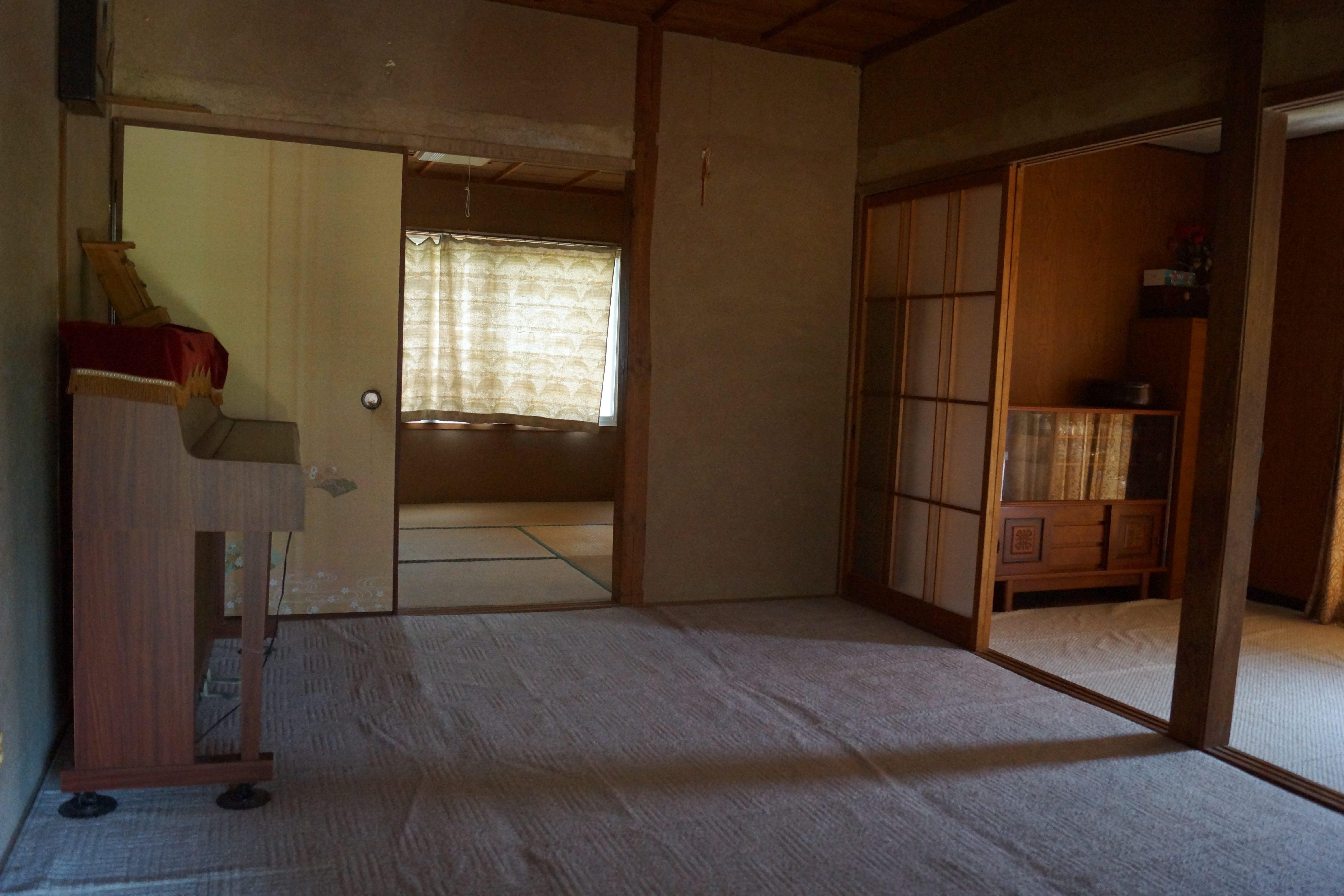居間(離れ)